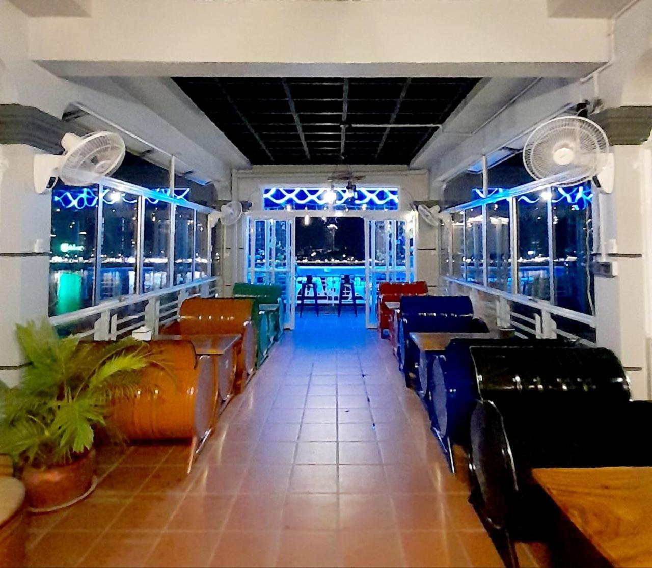 4 Rivers Hotel Phnom Penh Exterior photo